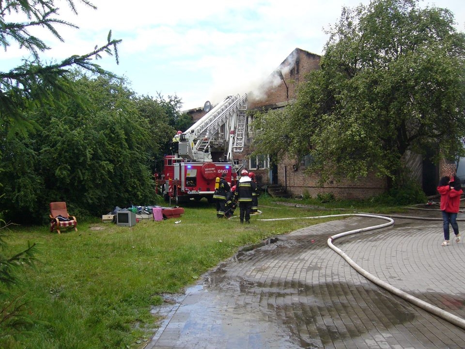 999-09