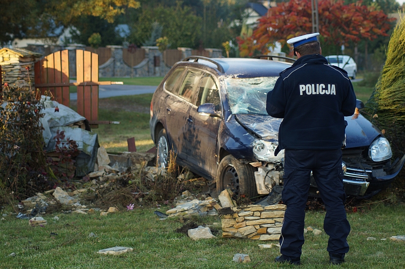 153