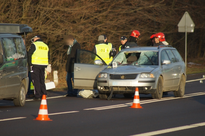 537