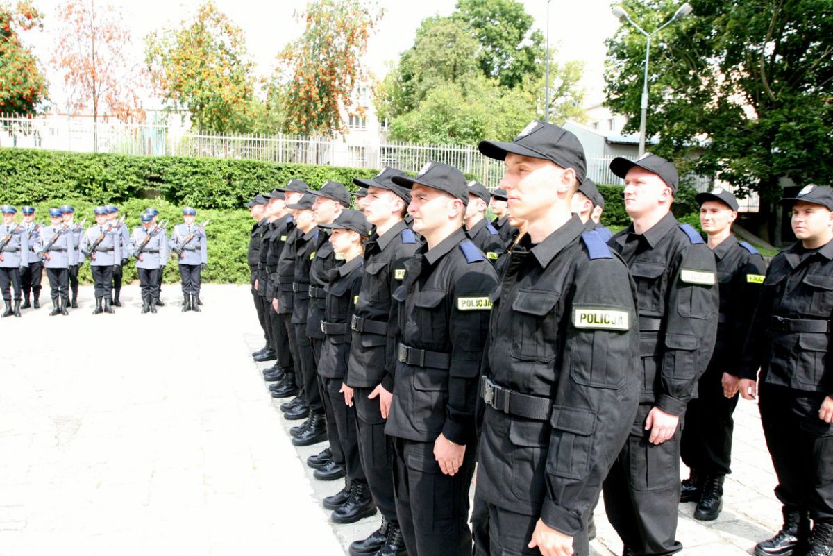 68-111836