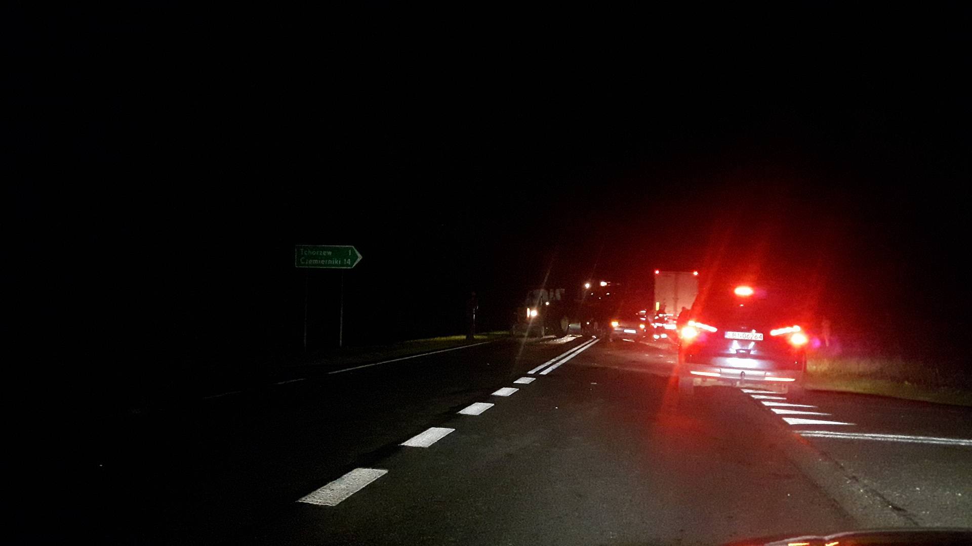21277955_1563392373724277_154503