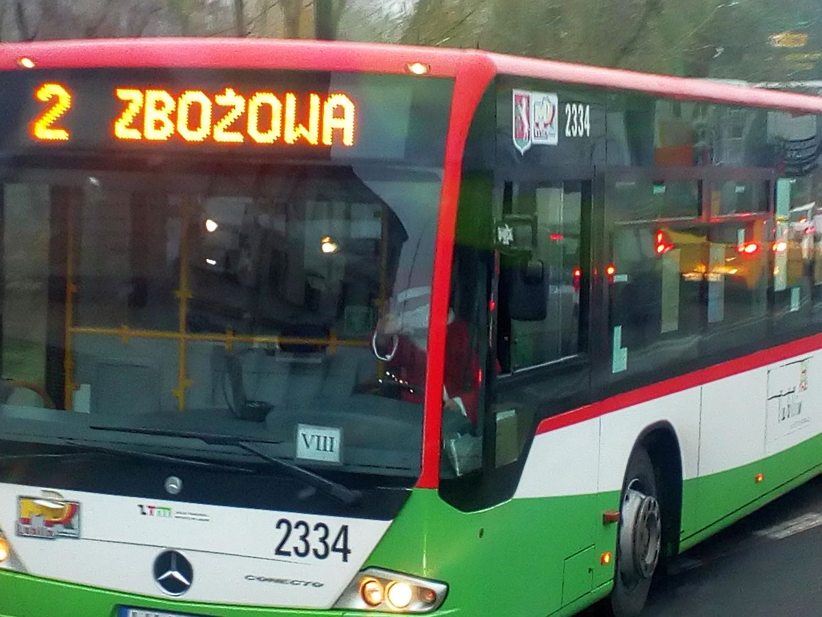200