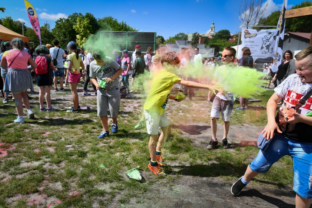 festiwal kolorow