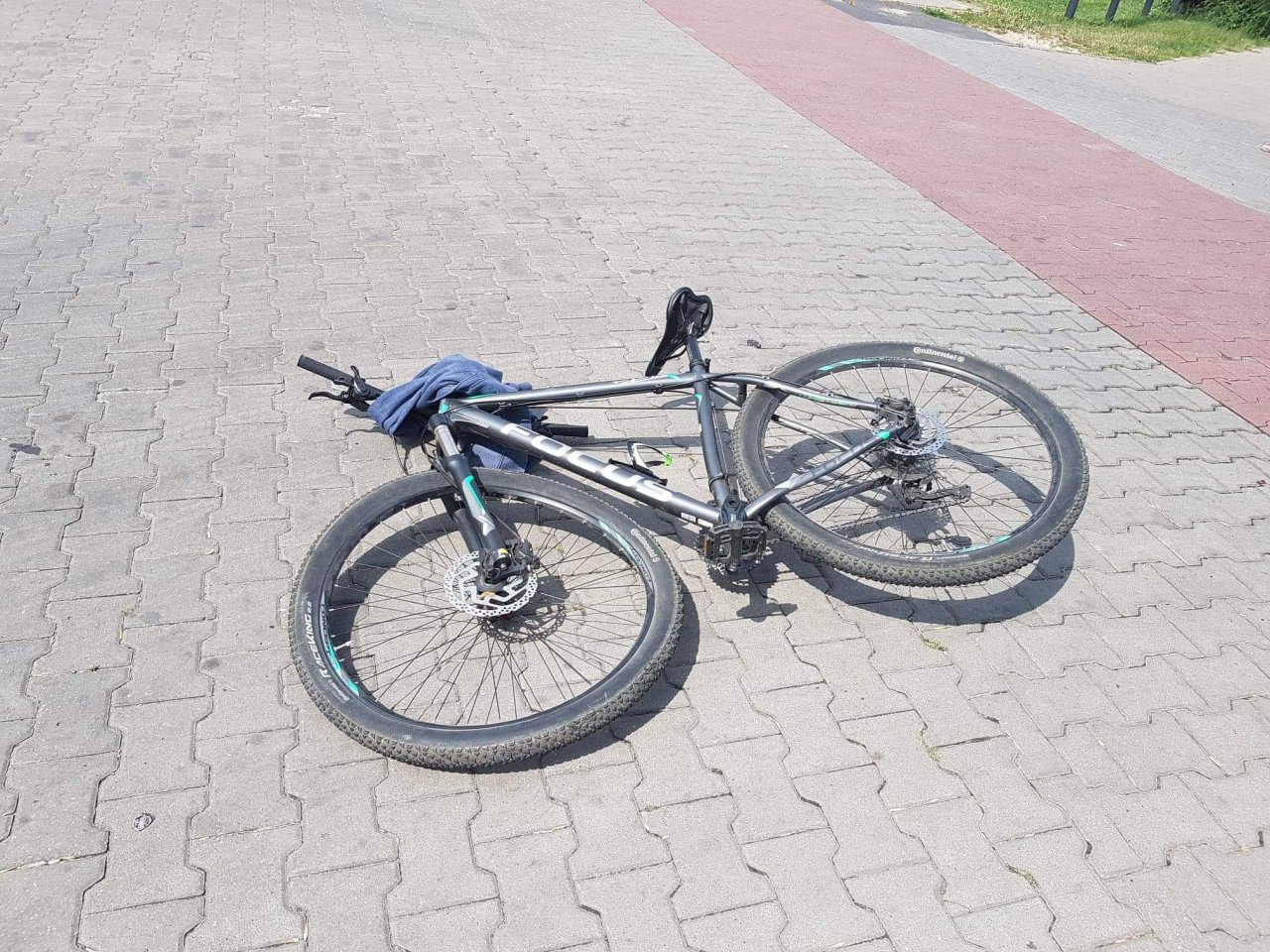 125