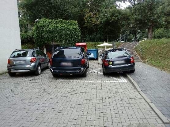 70015510_383559105618057_456072904895889408_n