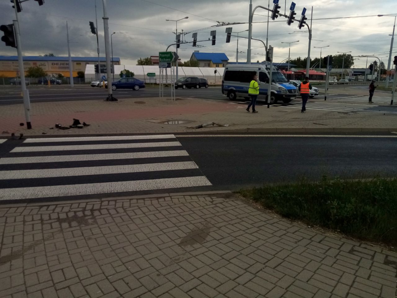 100m23