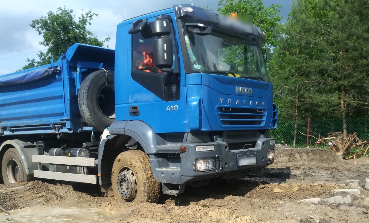 100y78