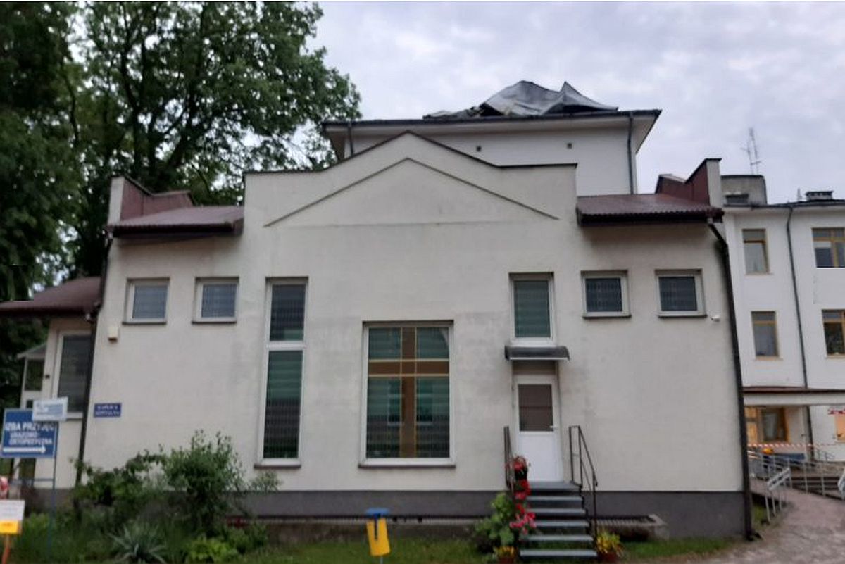 100x46