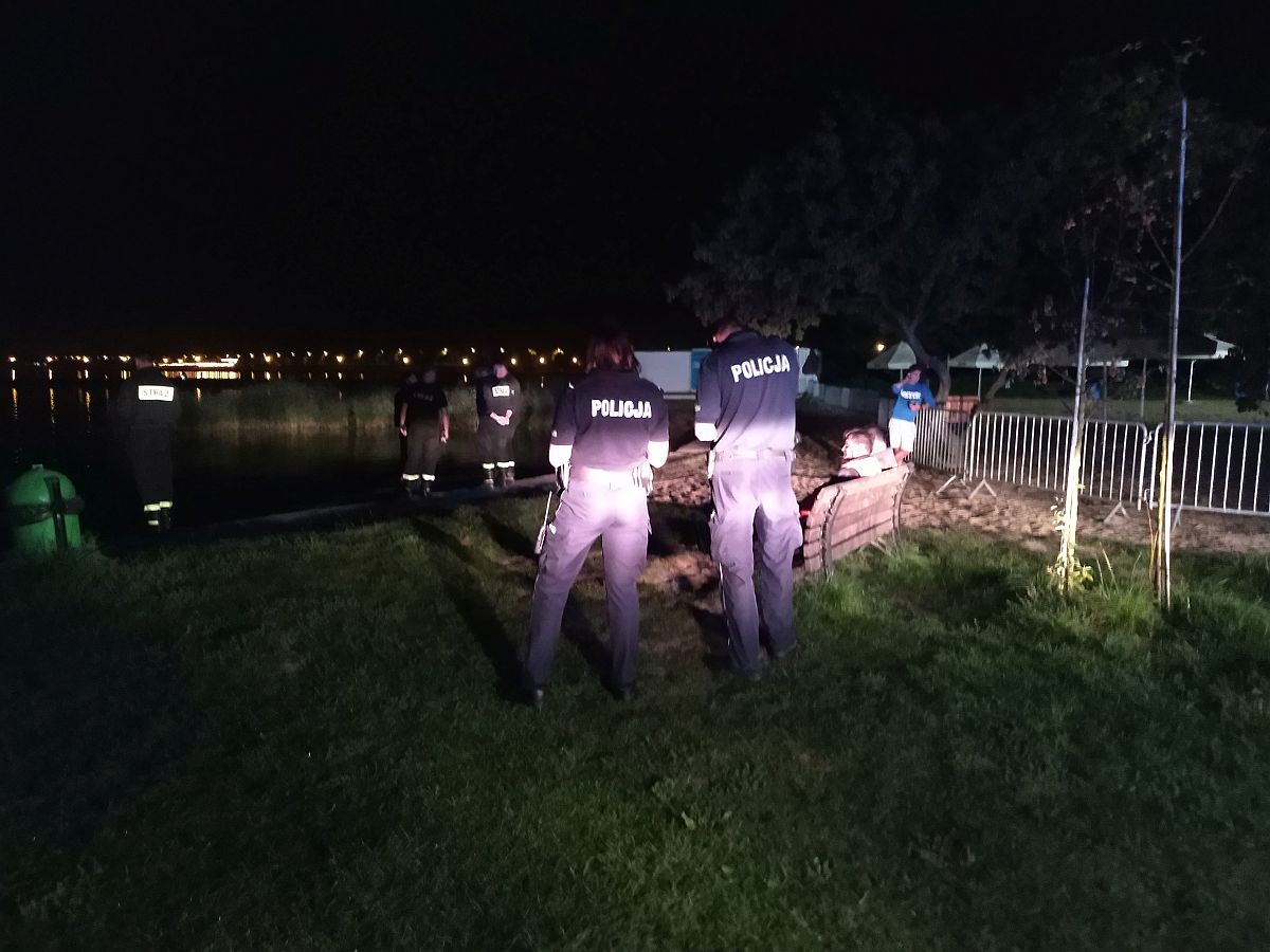 102h78