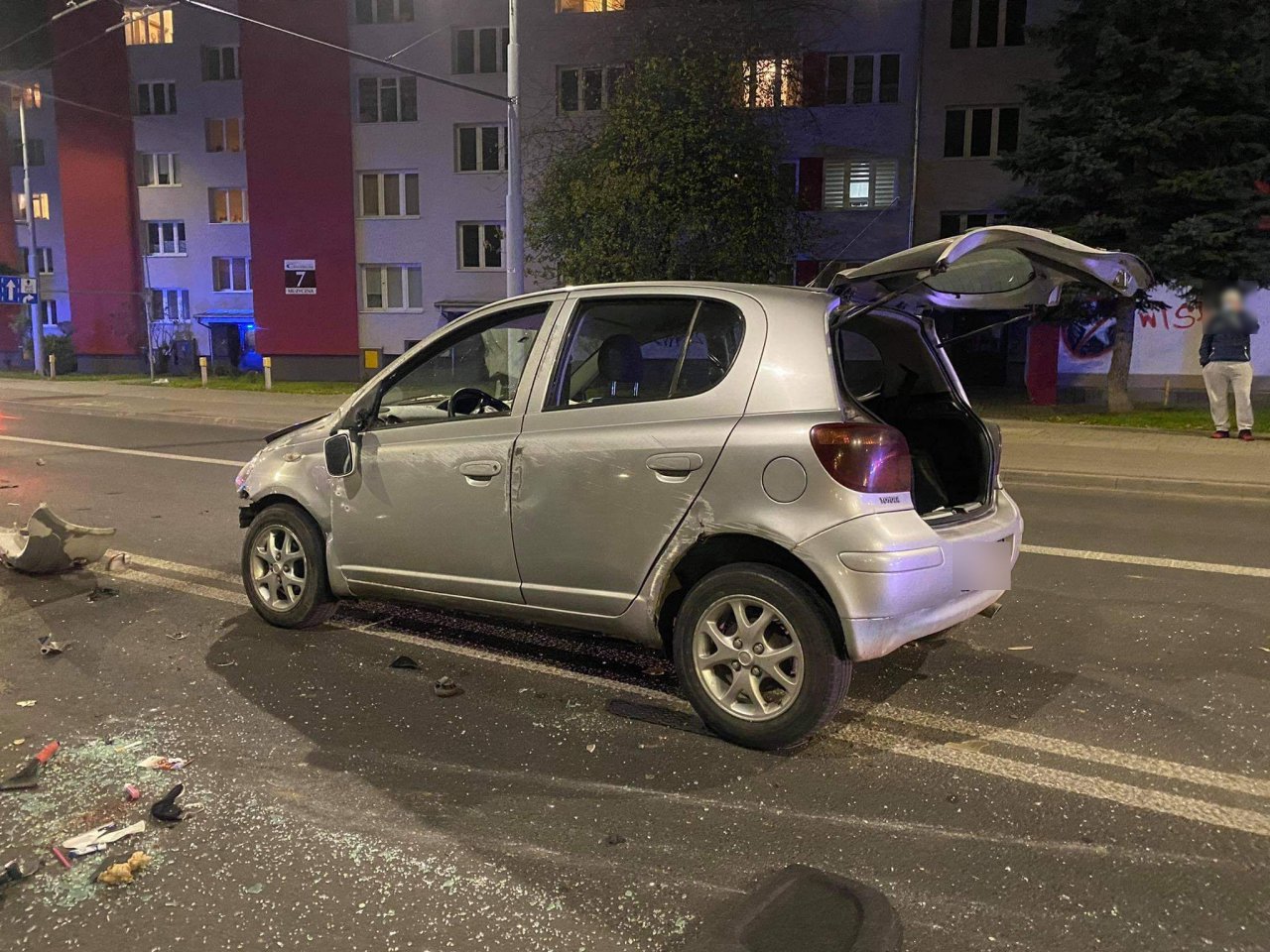103g33