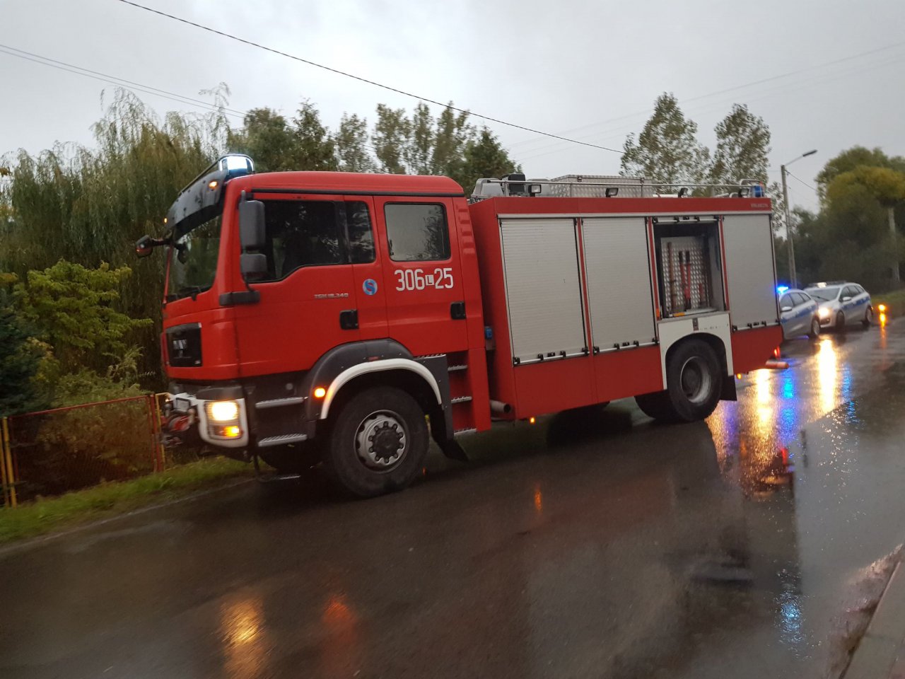 102s8