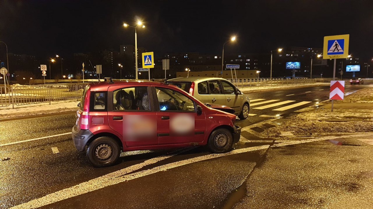 105r77
