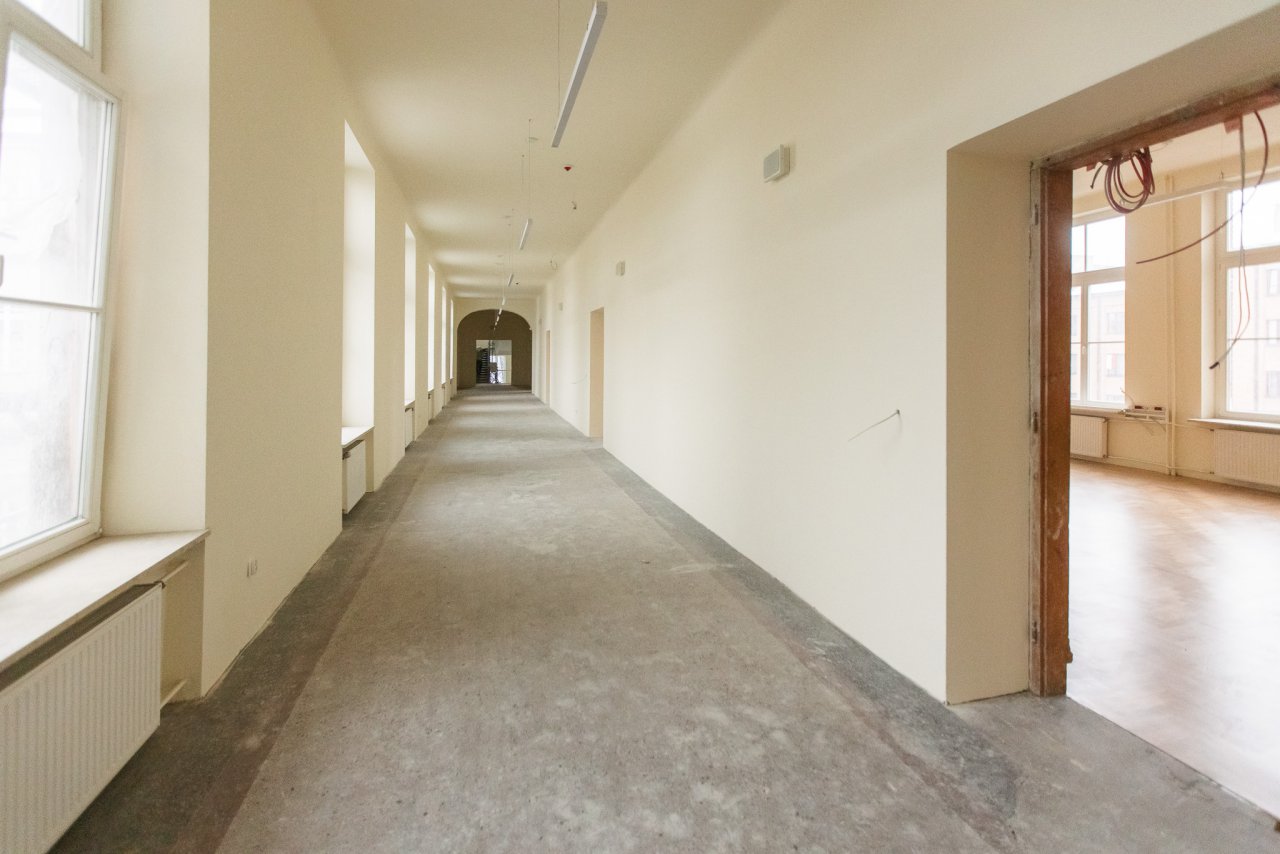 Wizyta gospodarska Prezydenta Krzysztofa Żuka w ZSE im. Vetterów (12)