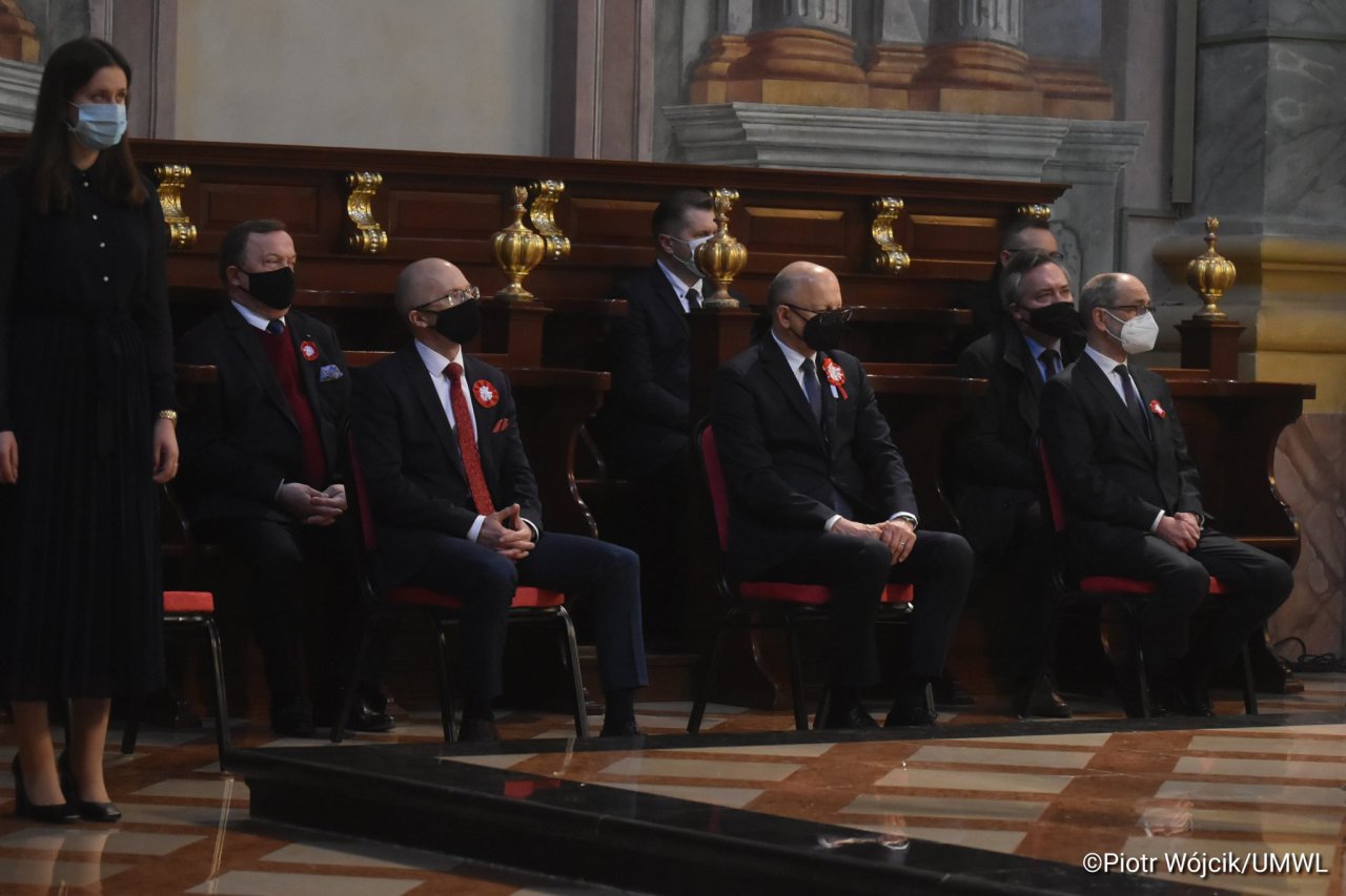 106z44b