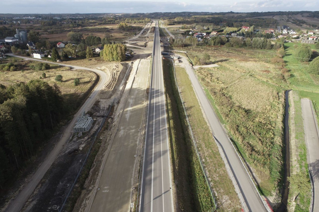 110m24