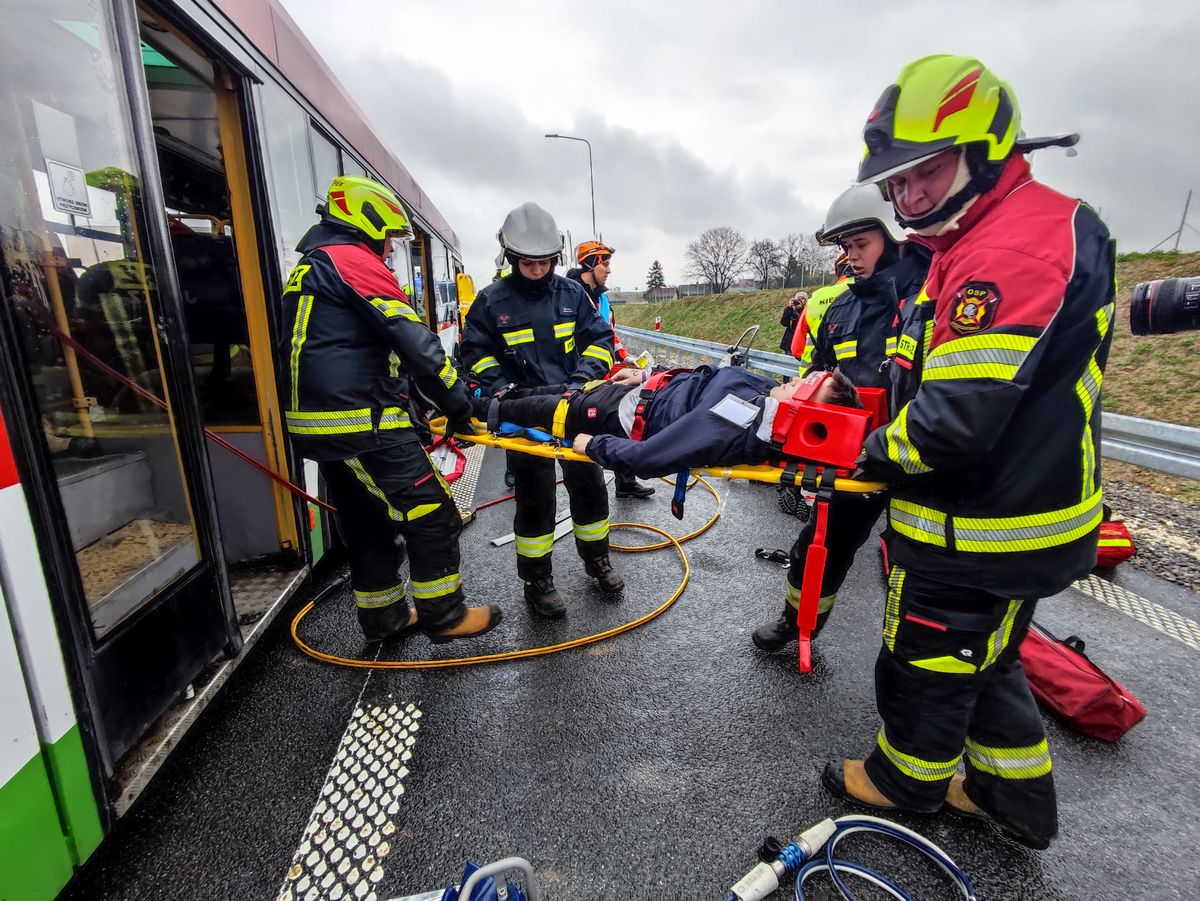 112w98