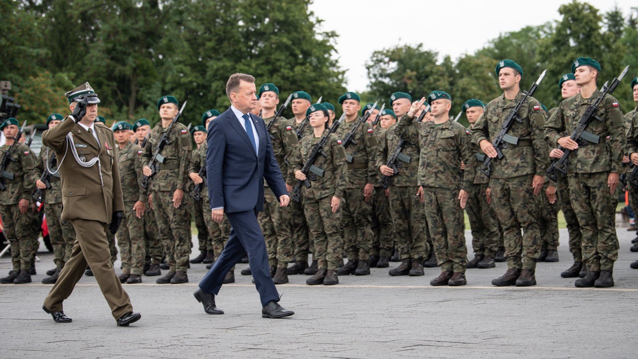 ponad-800-ochotnikw-zoyo-dzi-w-polsce-przysig-wojskow_52252306747_o