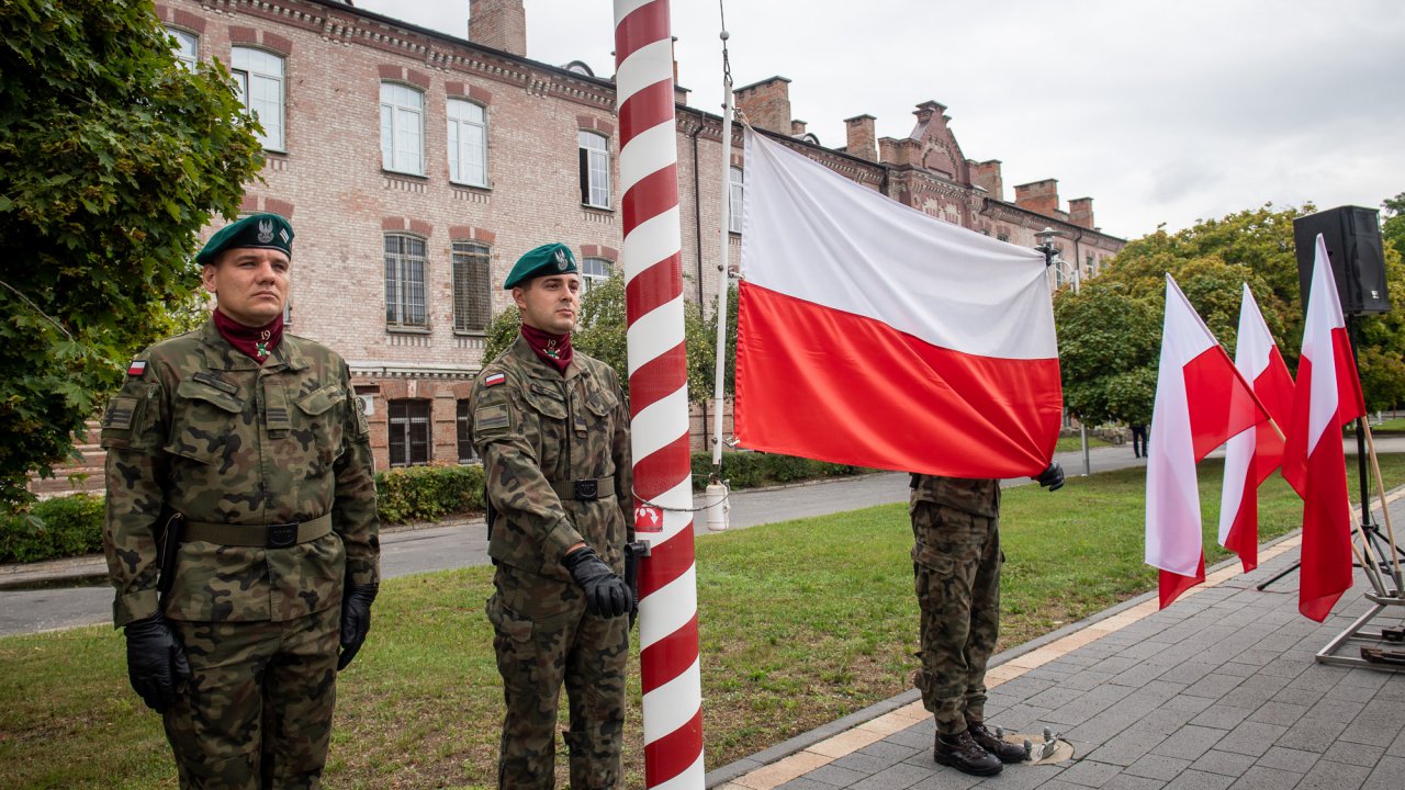 ponad-800-ochotnikw-zoyo-dzi-w-polsce-przysig-wojskow_52252309277_o