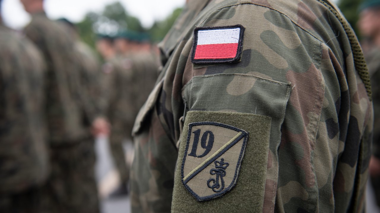 ponad-800-ochotnikw-zoyo-dzi-w-polsce-przysig-wojskow_52253293818_o