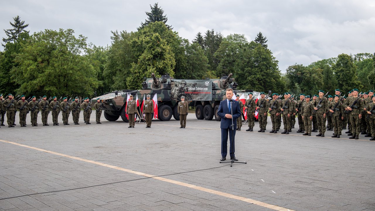 ponad-800-ochotnikw-zoyo-dzi-w-polsce-przysig-wojskow_52253293948_o
