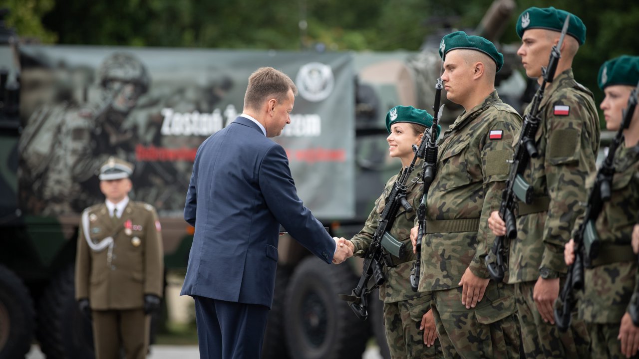 ponad-800-ochotnikw-zoyo-dzi-w-polsce-przysig-wojskow_52253771720_o