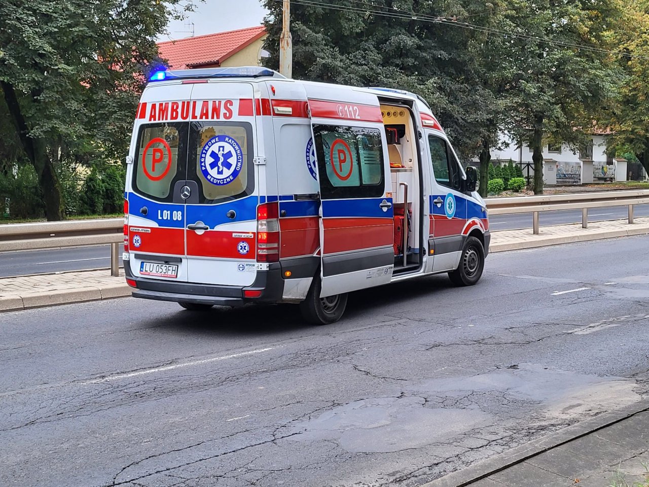 115n23
