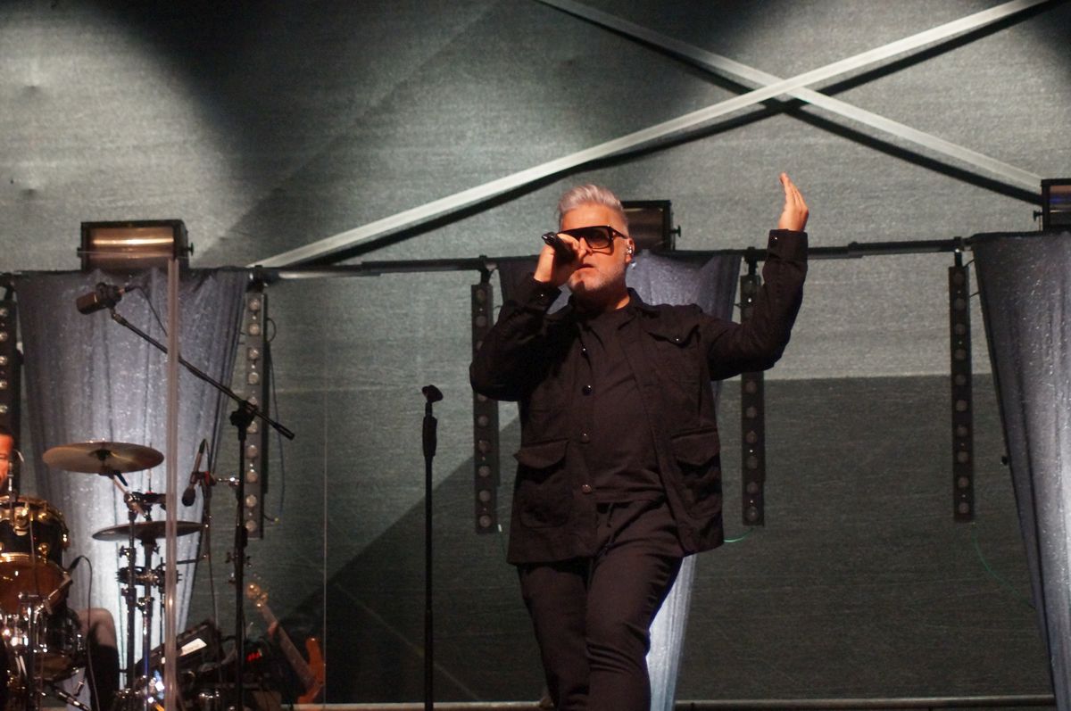 115j26
