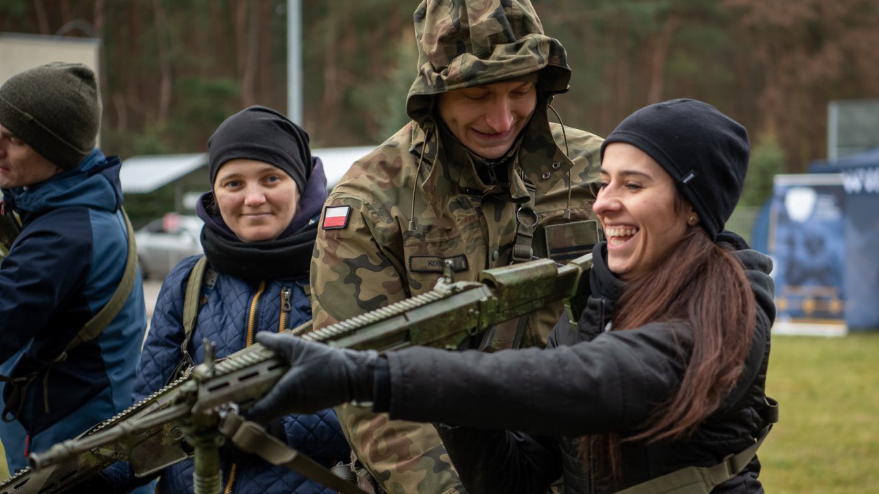 rozpoczcie-ii-edycji-programu-trenuj-z-wojskiem_52626626288_o
