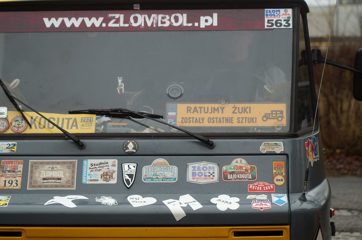 117z27