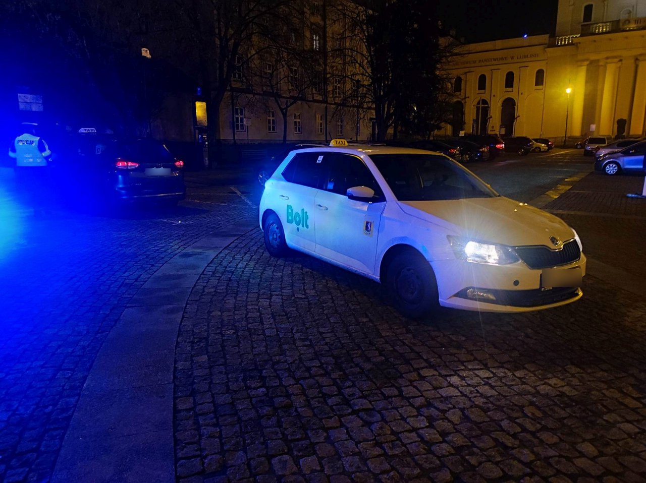 118b85