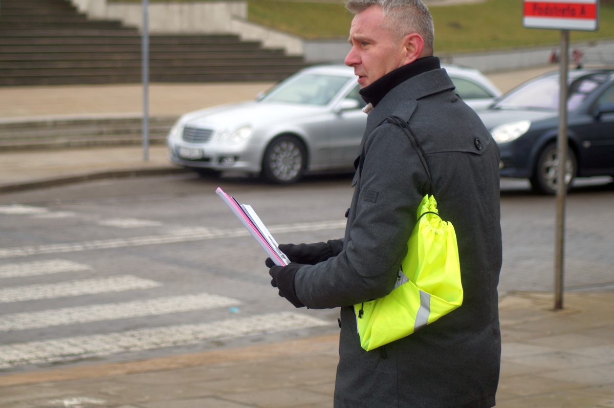 118g65