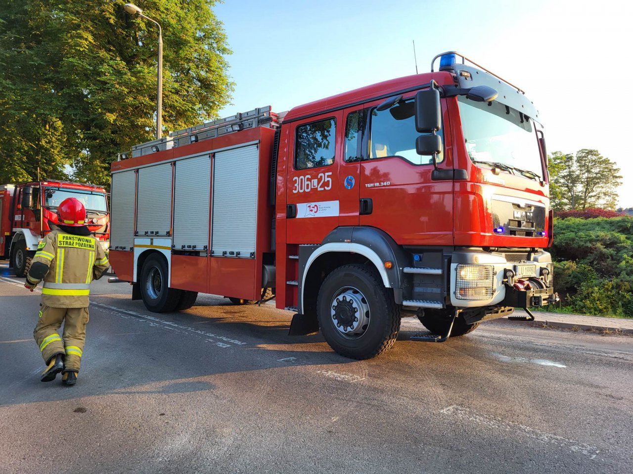 120i90