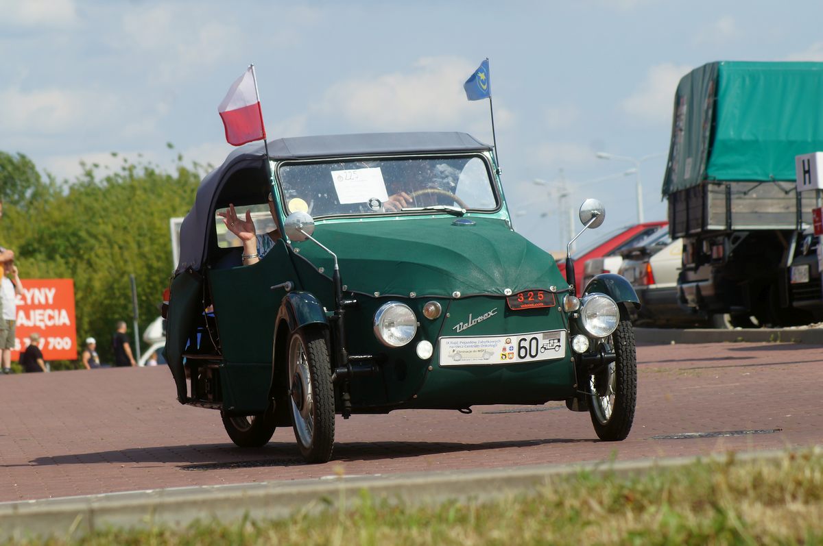 120z38