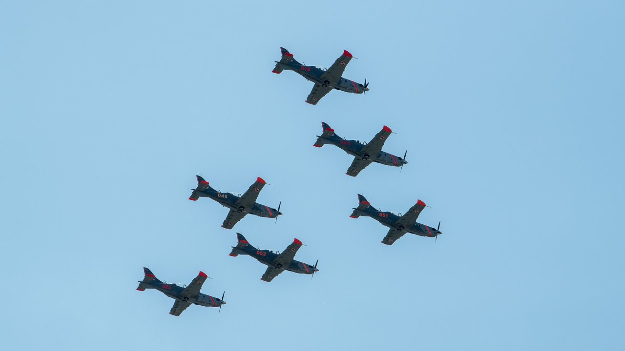 niezwycieni-w-przestworzach--wystartowa-air-show-radom_53142713906_o