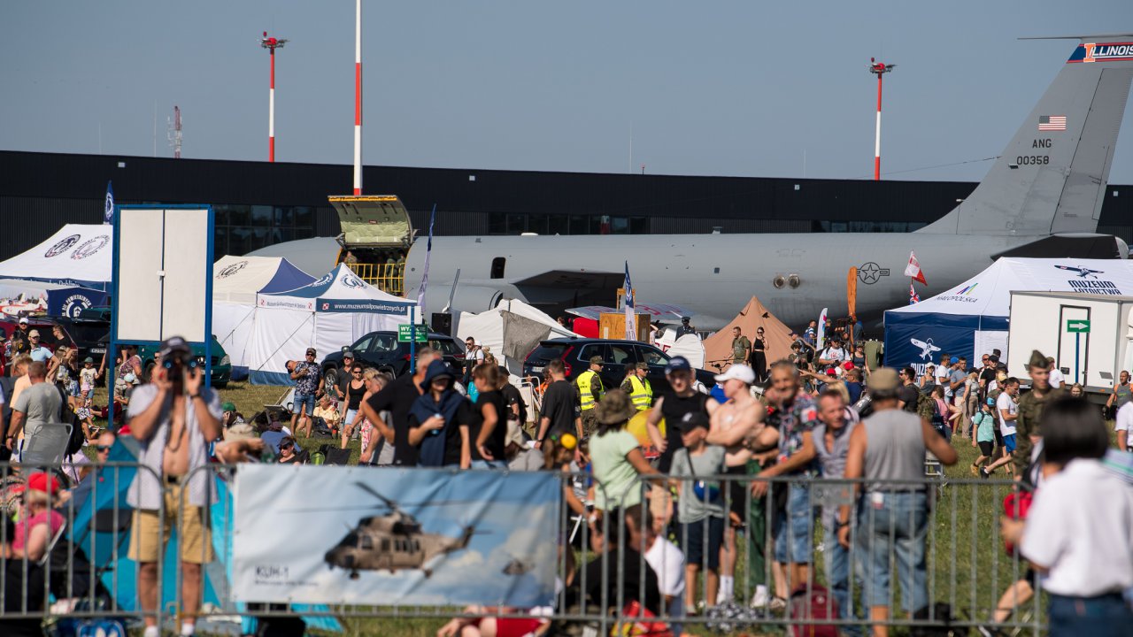 niezwycieni-w-przestworzach--wystartowa-air-show-radom_53142714106_o