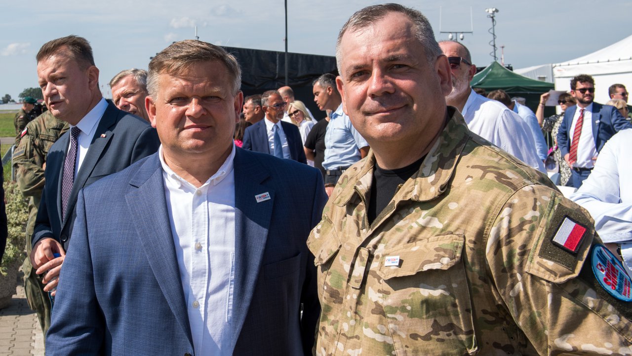 niezwycieni-w-przestworzach--wystartowa-air-show-radom_53142921219_o