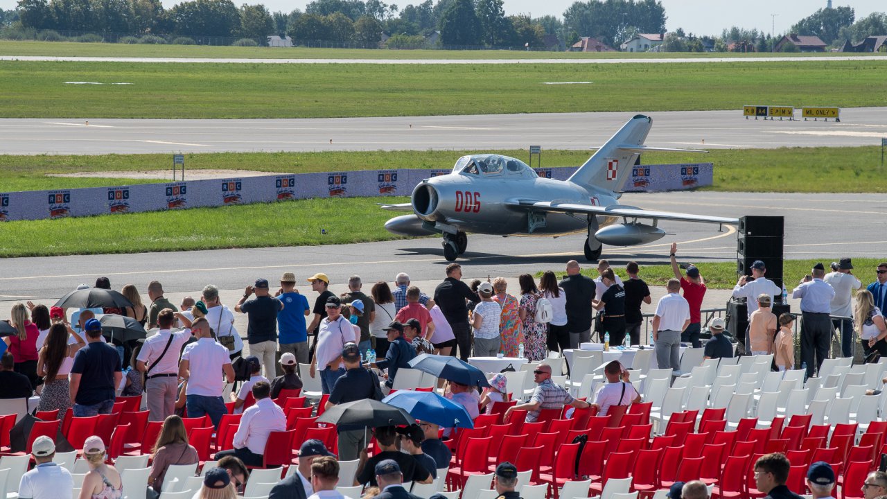 niezwycieni-w-przestworzach--wystartowa-air-show-radom_53143195323_o