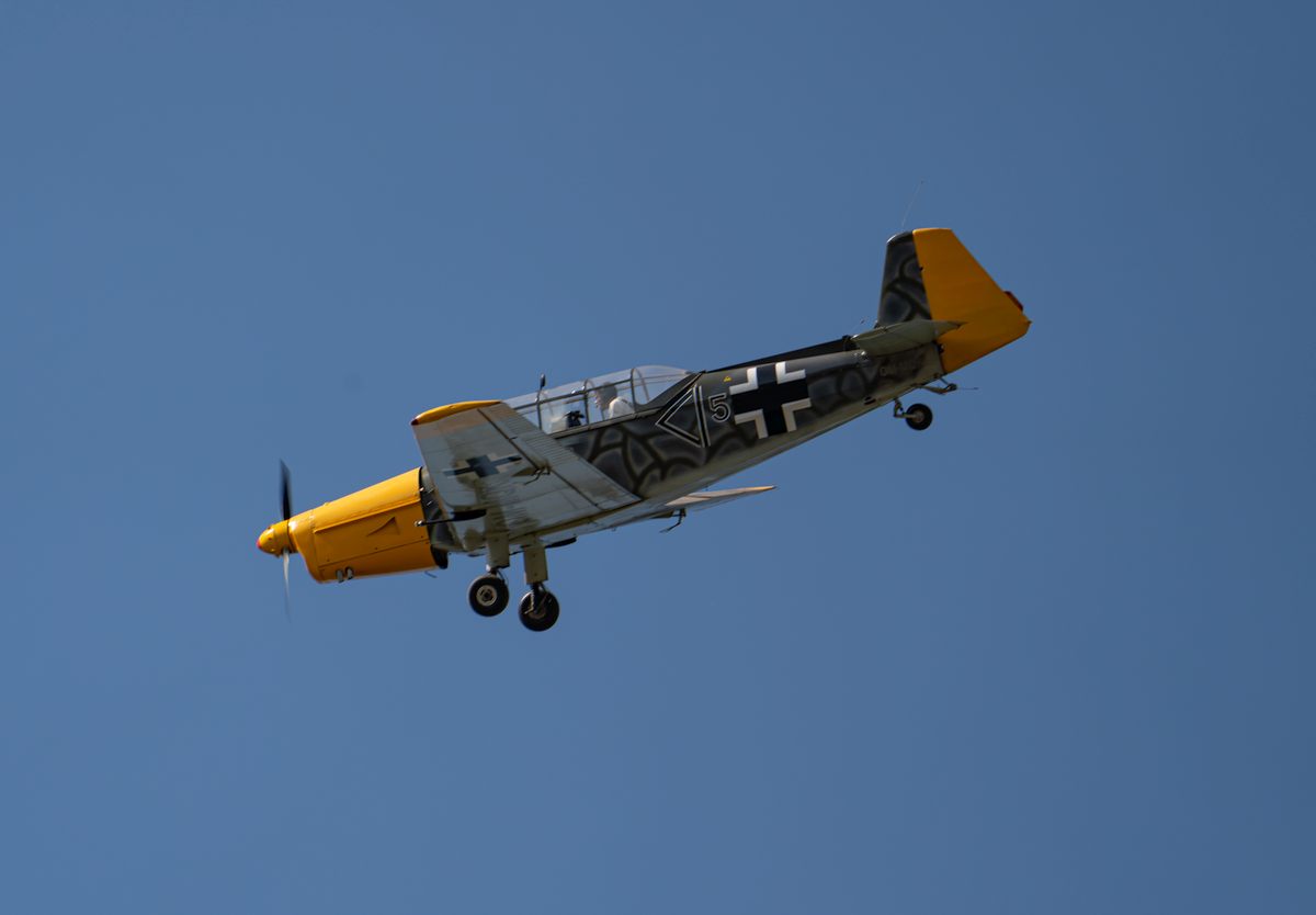 121m37