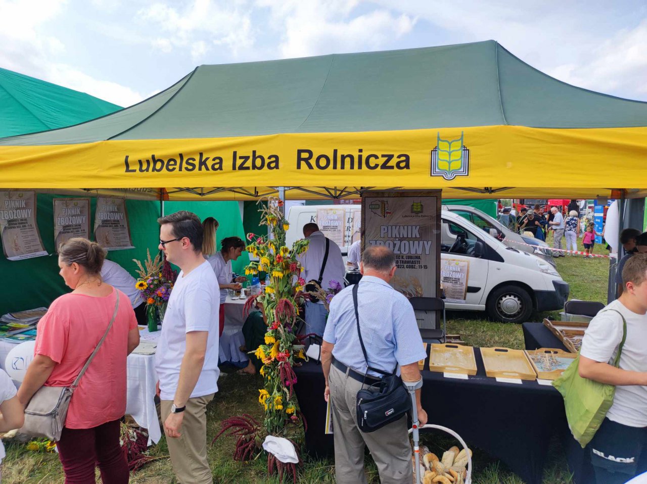 122a34