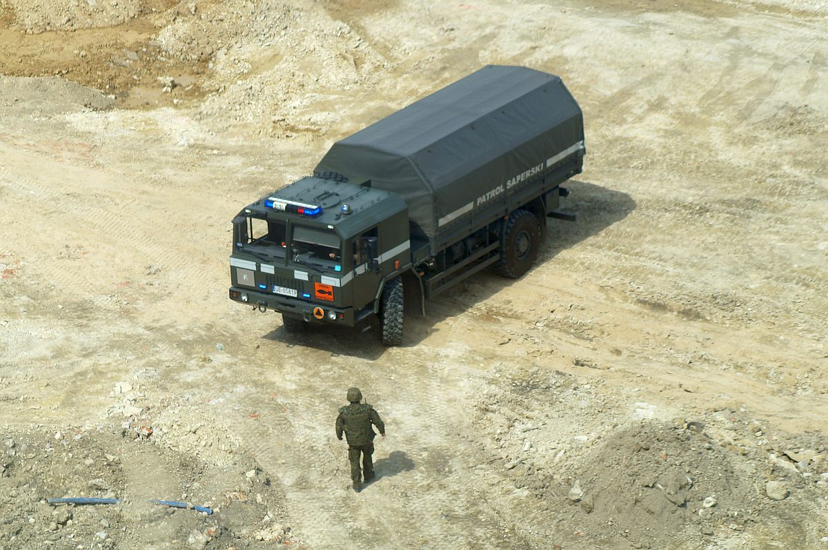 121k55