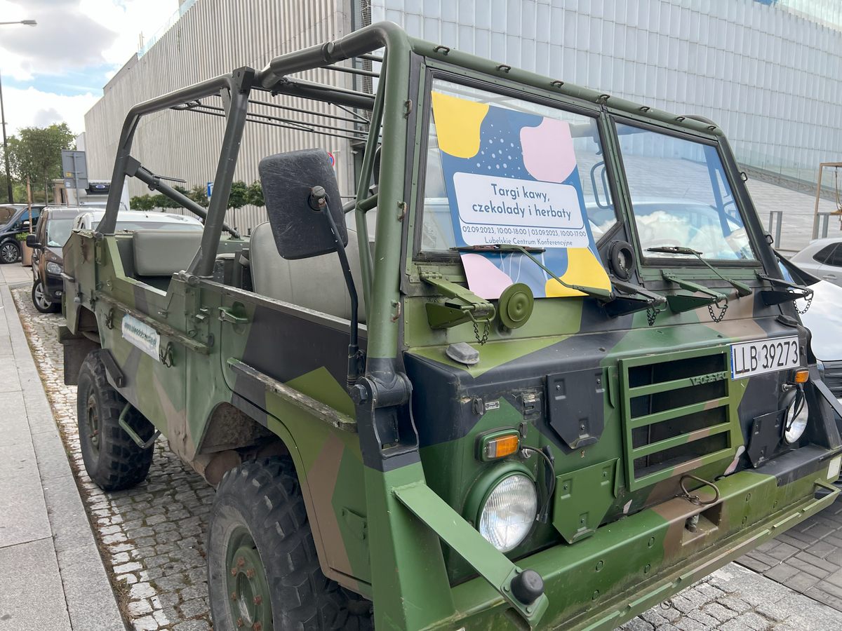 122j9