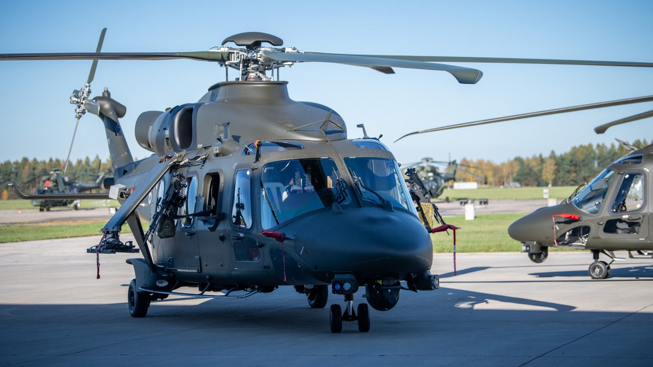 przekazanie-nowych-migowcw-aw-149-onierzom-wojska-polskiego_53296462902_o