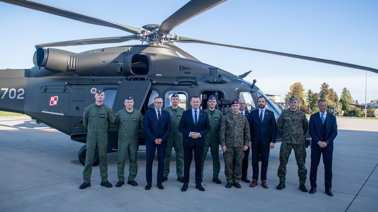przekazanie-nowych-migowcw-aw-149-onierzom-wojska-polskiego_53296462982_o