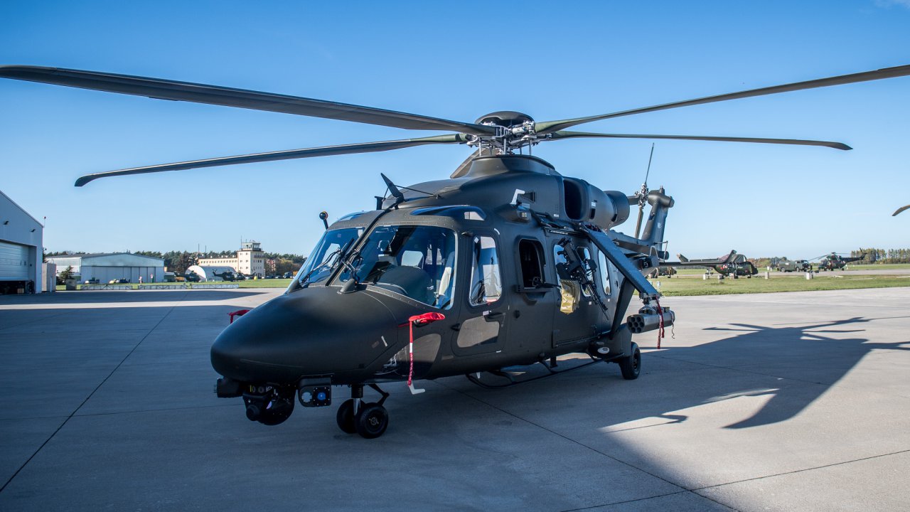 przekazanie-nowych-migowcw-aw-149-onierzom-wojska-polskiego_53296463212_o