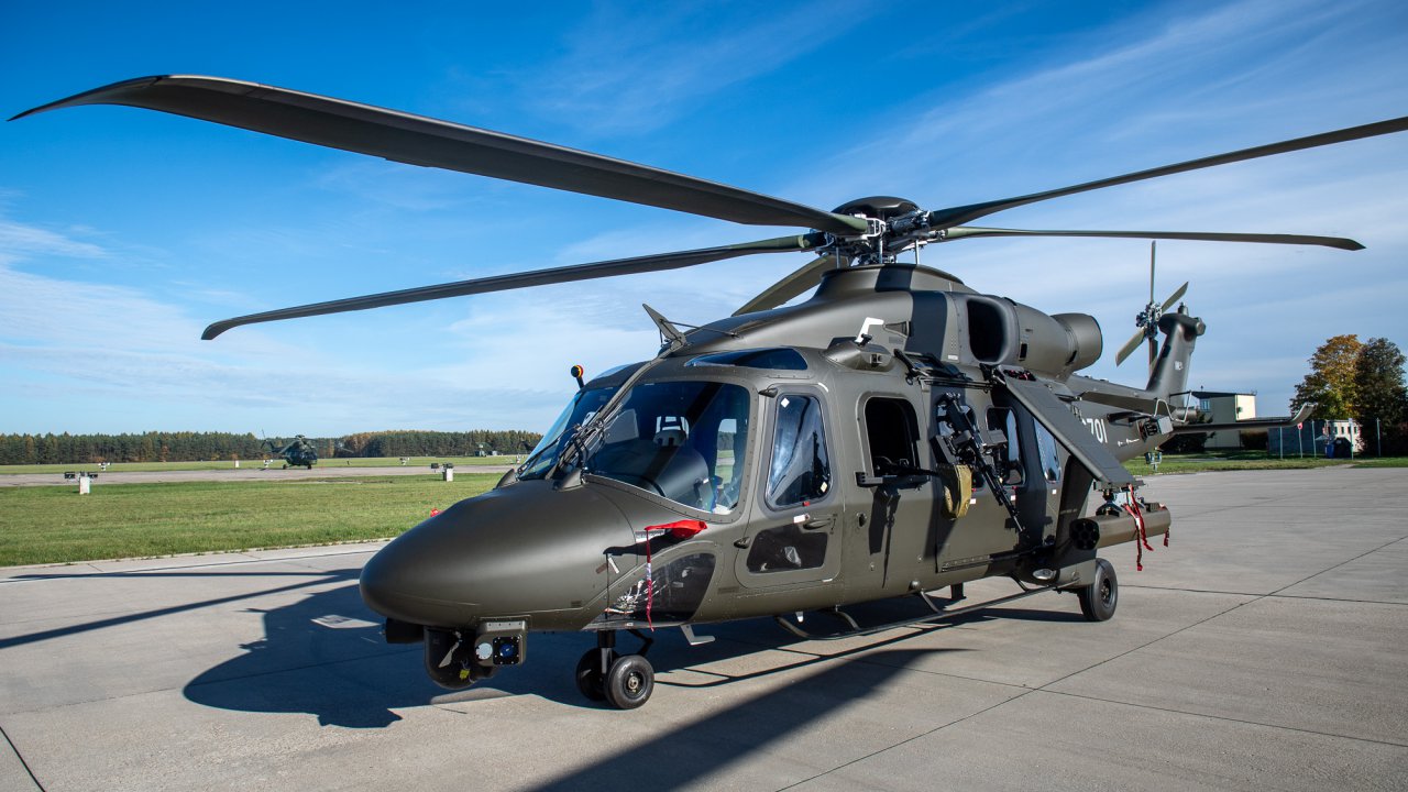 przekazanie-nowych-migowcw-aw-149-onierzom-wojska-polskiego_53297336686_o