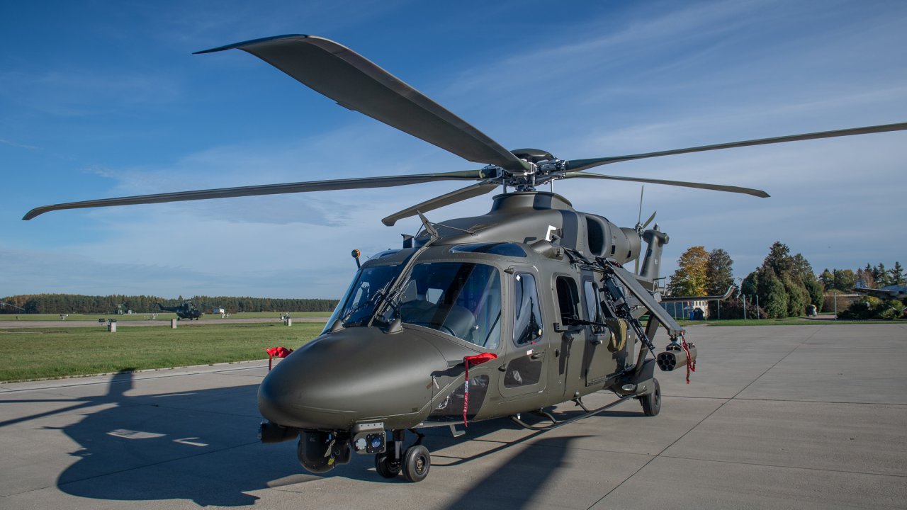 przekazanie-nowych-migowcw-aw-149-onierzom-wojska-polskiego_53297336741_o