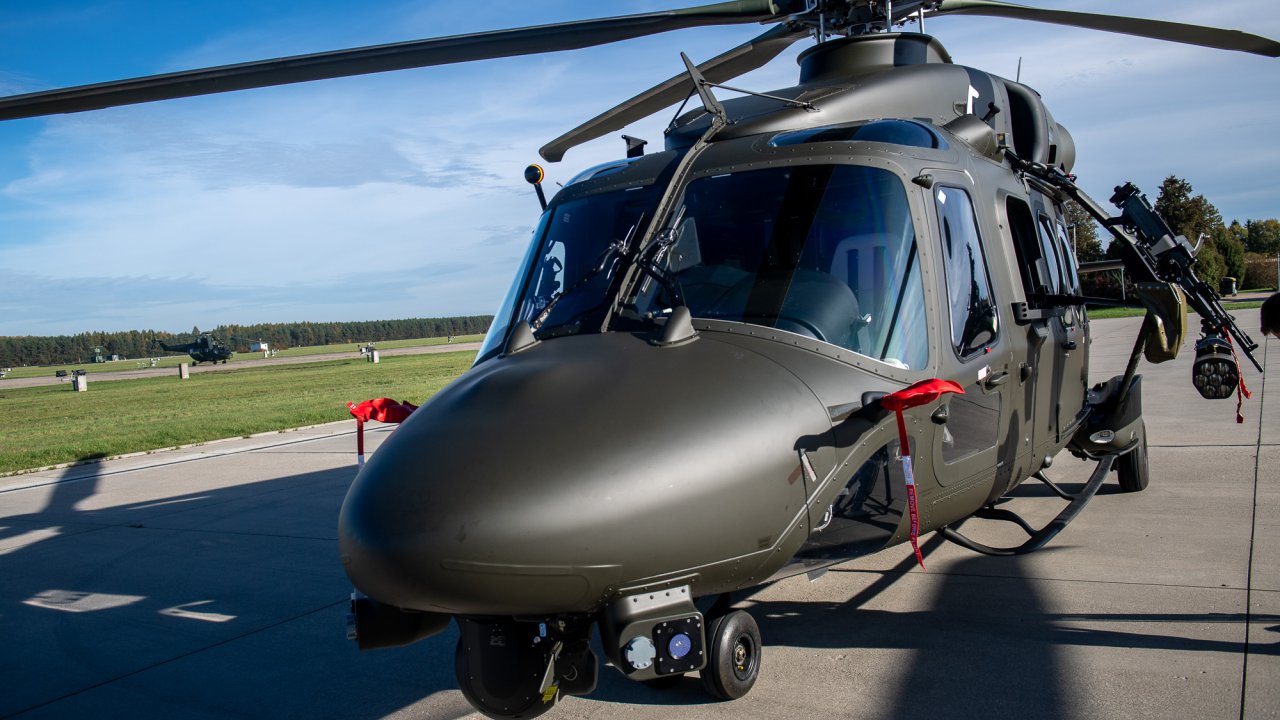 przekazanie-nowych-migowcw-aw-149-onierzom-wojska-polskiego_53297581278_o
