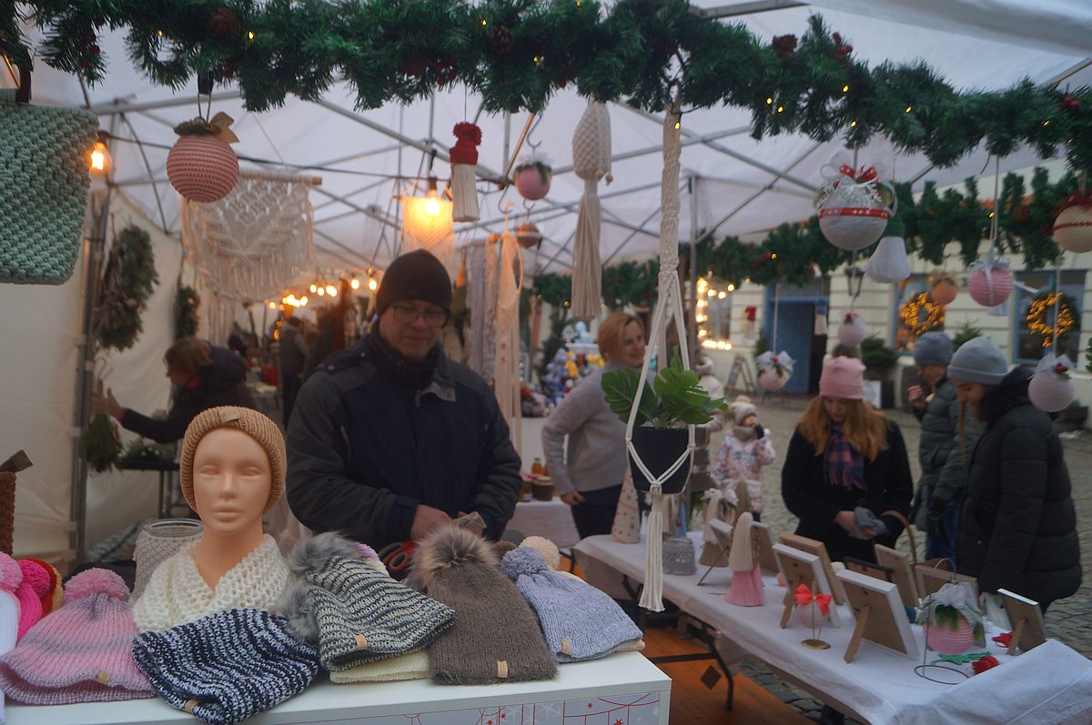 124o12