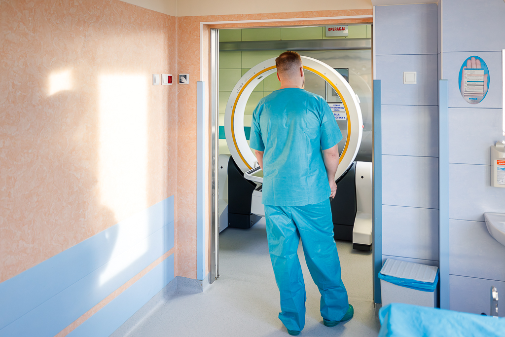 0 Tomograf SPSK Nr 4 Neurochirurgia - Blok Operacyjny - nr 70