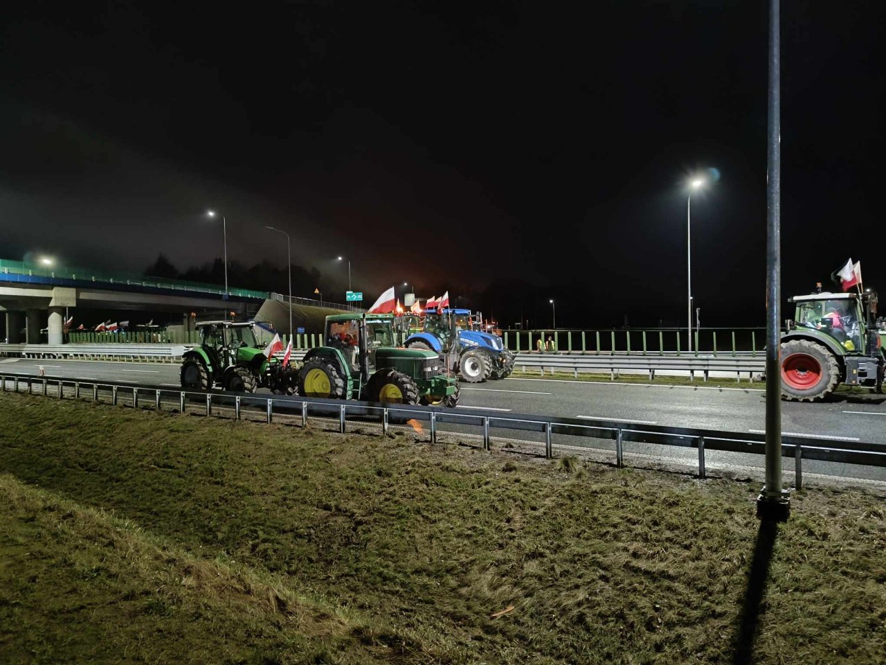 125k93